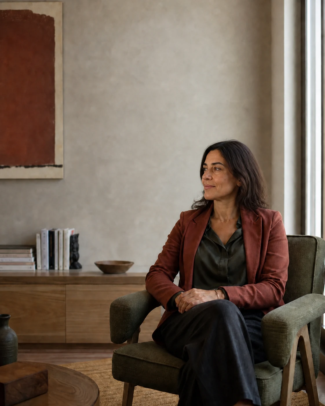Ritratto editoriale della Dott.ssa Laura Bianchi nel suo studio